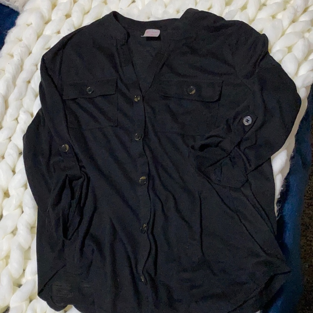 Comfy black top!